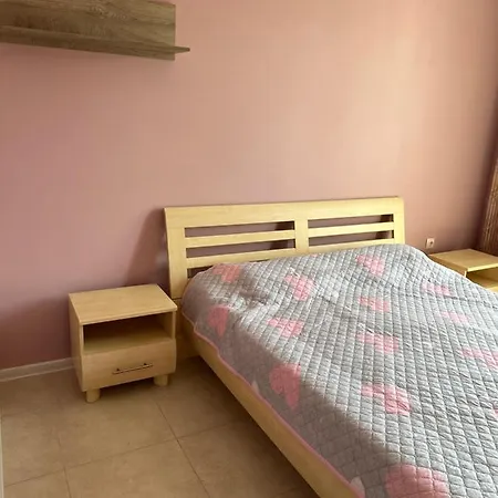 U-dacha * Słoneczny Brzeg